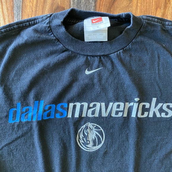 Dallas Mavericks NBA Nike T-Shirt - Picture 2 of 3